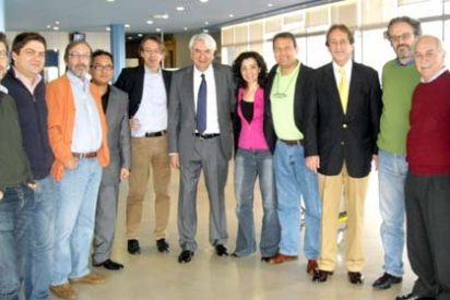 Los pilotos de Air Europa cancelar&aacute;n 20 vuelos en Barajas