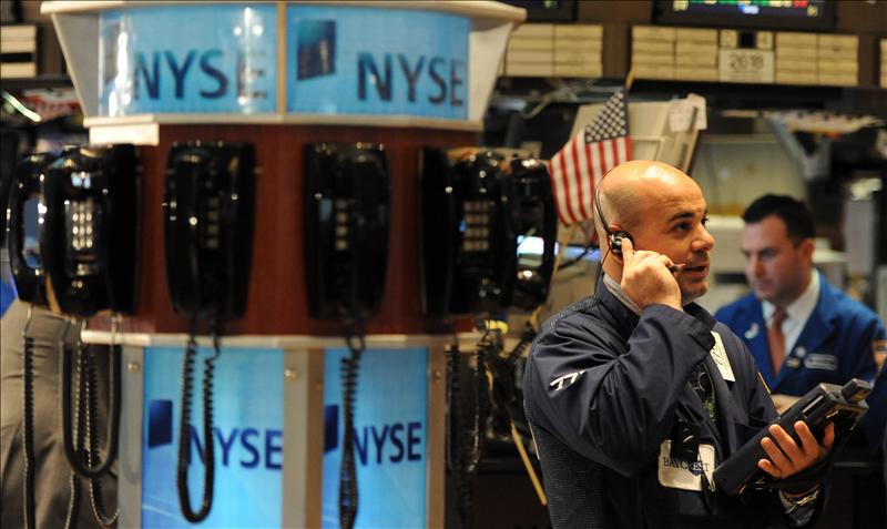 Wall Street modera las subidas y avanza el 0,71 por ciento en la media sesi&oacute;n