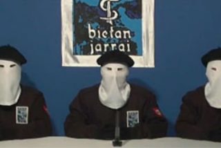 Mejor hablar de conflicto, aunque sea uno en el que un bando pone los tiros y el otro las nucas