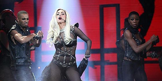 Lady Gaga hace que los hombres esperen antes de dejarles hacer el amor