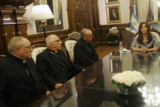 Bergoglio felicita por carta a la presidenta argentina reci&eacute;n elegida