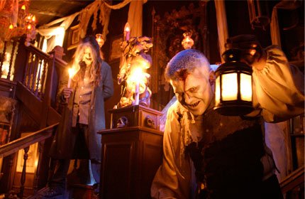 El Parque de Atracciones de Madrid se convierte en un Parque Tem&aacute;tico de Terror