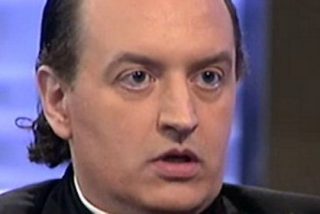 El Padre Apeles reaparece en 'La Noria' para confesar sus tendencias suicidas y pedir trabajo: "Mi vida es una carga"