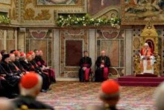 El Papa pide que toda la sociedad cumpla las normas contra la pederastia