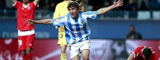 El Málaga colabora en la crisis de Marcelino en el Sevilla (2-1)