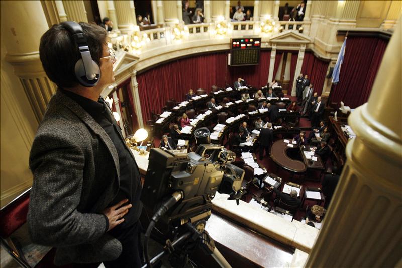 Legisladores argentinos se duplican su sueldo pese a los llamados de moderaci&oacute;n salarial