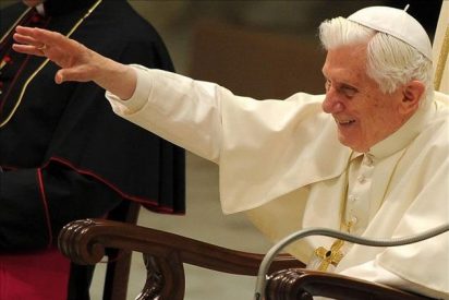 Benedicto XVI: "Que la salud se extienda sobre la tierra"