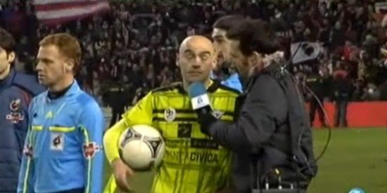 Juanma Casta&ntilde;o peca de falta de tacto con Pablo Infante tras la derrota del Mirand&eacute;s: "Vaya fiesta, &iquest;no? &iexcl;Merece la pena vivir esto!