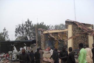 Al menos tres muertos en atentado suicida en una iglesia de Nigeria