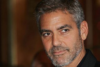 George Clooney se hizo pasar por Brad Pitt cuando le arrestaron