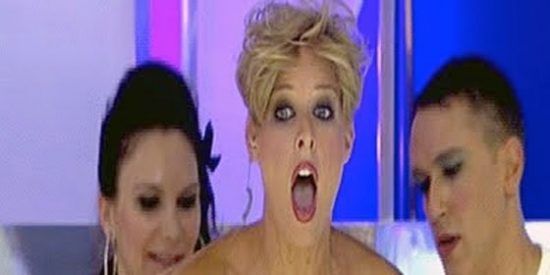 Los 10 descuidos y despelotes en directo m&aacute;s celebrados de nuestra TV