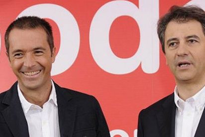 M&oacute;nica Planas se deja llevar por el humor de 'Los Manolos' (Cuatro): "Han hecho en v&iacute;deo un curso de &eacute;tica period&iacute;stica que es un an&aacute;lisis divertido e intrascendente"