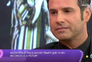 Tr&iacute;os sexuales, vicios y frialdad en la "entrevista estafa" de Nacho Polo en 'S&aacute;lvame Deluxe': "V&iacute;ctor no funcionaba en la cama"