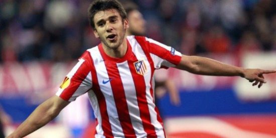 Salvio y Adri&aacute;n allanan el camino del Atl&eacute;tico a cuartos (3-1)
