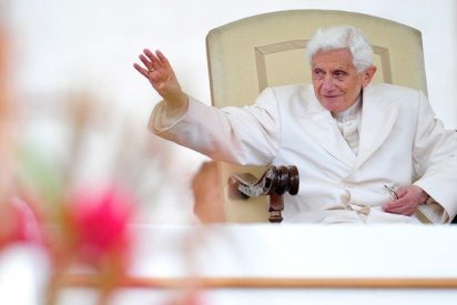 Benedicto XVI saluda dos nuevas beatificaciones en Italia y Francia
