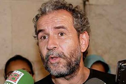 La AVT: "Es indignante que Toledo y Bardem asuman las tesis de ETA"