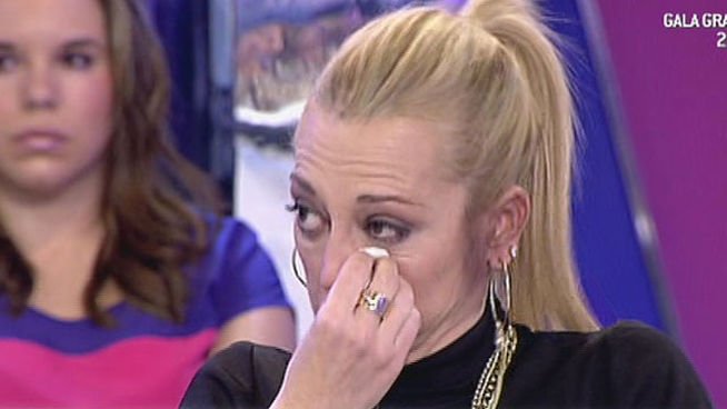 Bel&eacute;n Esteban anuncia (sin cobrar la exclusiva) que ya est&aacute; "divorciada" &iquest;Su vida 'valdr&aacute;' m&aacute;s o menos que cuando estaba casada?