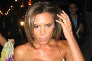 La 'ocupada' Victoria Beckham se olvida uno de sus hijos en la cocina