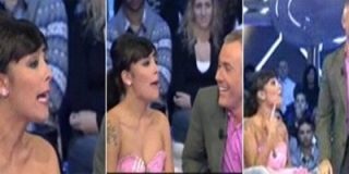 La colaboradora de T5, Lorena Castell se desnuda, habla de sexo sin tapujos y se posiciona entre Sard&aacute; y Jordi Gonz&aacute;lez