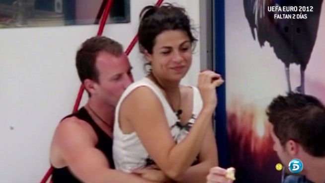 Sergio y Berta duermen juntos en 'GH12+1: La Re-vuelta', Hugo dice que se va y Cristian pone a parir a Milá: "Yo a esa me la como"