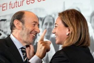 Rubalcaba y Chac&oacute;n luchan por los despojos del PSOE