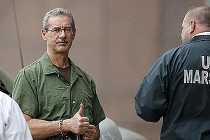 Meten 110 a&ntilde;os de c&aacute;rcel al multimillonario Allen Stanford