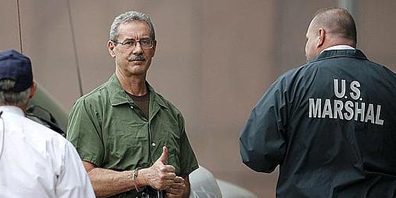 Meten 110 años de cárcel al multimillonario Allen Stanford