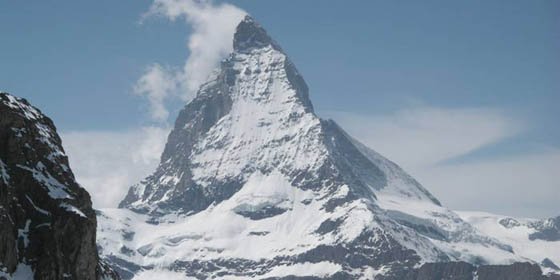 Dos espa&ntilde;oles, entre los fallecidos en la avalancha de los Alpes franceses