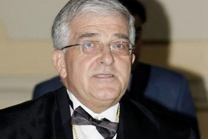 A las dos Espa&ntilde;as medi&aacute;ticas no les importa qui&eacute;n Gonzalo Moliner, sino a qu&eacute; bando pertenece