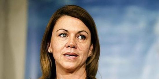 Cospedal recauda 35.000 &euro; con la venta de 18 coches de la etapa Bono-Barreda