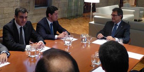 La alternativa catalana a Eurovegas: con Ba&ntilde;uelos y en Port Aventura