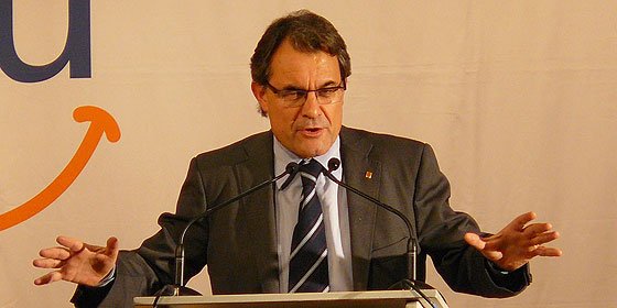 Catalu&ntilde;a est&aacute; levantando demasiados "castellets" en el aire