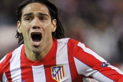El Atl&eacute;tico de Madrid de Falcao echa el aliento en la nuca del Bar&ccedil;a
