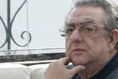 Jos&eacute; Mar&iacute;a Izquierdo (El Pa&iacute;s) acusa a Cospedal de cobrar de inmobiliarias, el&eacute;ctricas y bancos sin aportar una sola prueba