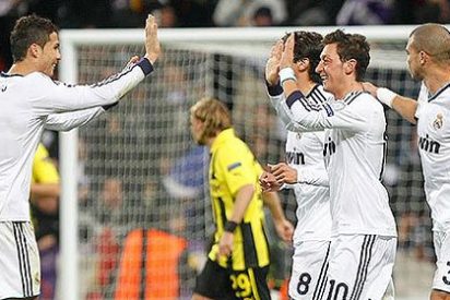 El Real Madrid empata en el Santiago Bernab&eacute;u con el Dortmund... y gracias