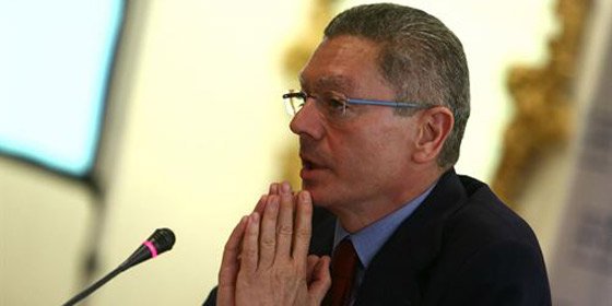 Gallard&oacute;n responde a los jueces que el indulto es potestad del Gobierno