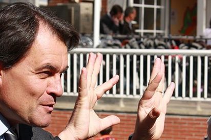 El padre de Artur Mas y su cuenta en Liechtenstein entran en campa&ntilde;a