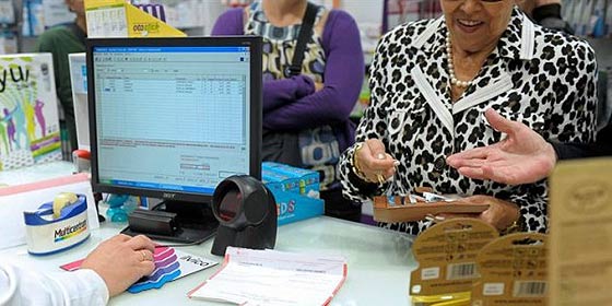 El Govern mete la pata e ingresa en una cuenta err&oacute;nea lo que debe a las farmacias