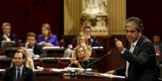 Los nacionalistas ven un ataque frontal con 'misiles' al catal&aacute;n por el modelo pluriling&uuml;e