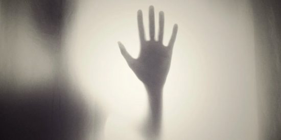 &ldquo;Fue un fantasma&rdquo;: La ins&oacute;lita excusa de un hombre acusado de matar a una psiquiatra y a su propia hija