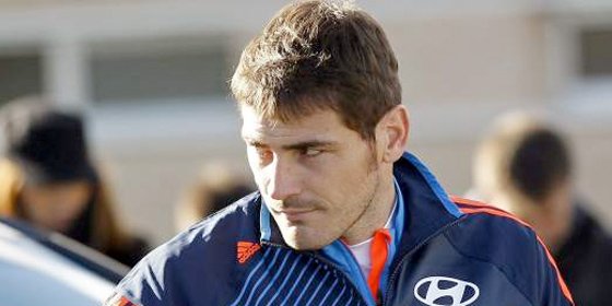 Iker Casillas: "A d&iacute;a de hoy no me imagino la temporada que viene sin Mourinho"