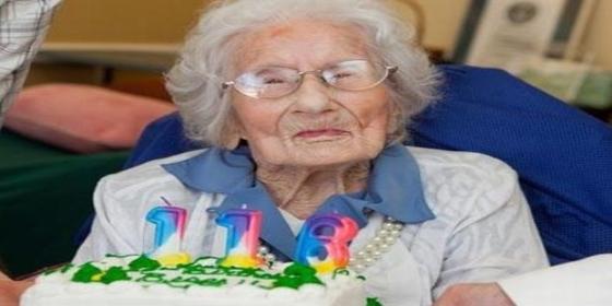 Muere a los 116 a&ntilde;os de edad la persona m&aacute;s vieja del mundo despu&eacute;s de que la peinaran