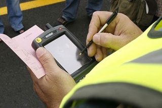 La mitad de los conductores paga sus multas antes de 20 d&iacute;as y 1 de cada 10 decide recurrir en el primer momento, seg&uacute;n MAPFRE
