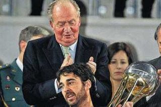 Gran pitada al rey Juan Carlos durante el himno espa&ntilde;ol en la final de Copa de baloncesto