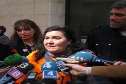 La PAH presenta las dos primeras solicitudes de suspensi&oacute;n de desahucios en Mallorca