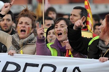 Un total de 263 vuelos cancelados este jueves en el noveno d&iacute;a de huelga de Iberia