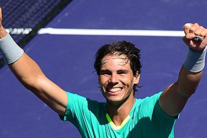 El 'Rey' Nadal derrota a un corajudo Del Potro y se corona de nuevo en Indian Wells