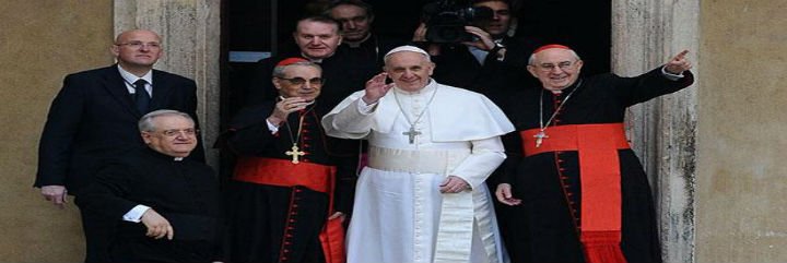 La primera visita del Papa Francisco a la Virgen