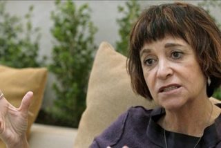 Rosa Montero: "La sonrisilla en el rostro de piedra de B&aacute;rcenas es la mueca del verdugo que disfruta matando"