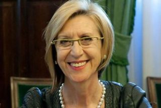 Rosa D&iacute;ez, m&aacute;s clara que el PP en defensa de los diputados 'populares' ante el acoso del 'escrache': "Quienes quieren validar m&eacute;todos antidemocr&aacute;ticos han de saber que siempre nos tendr&aacute;n en frente"